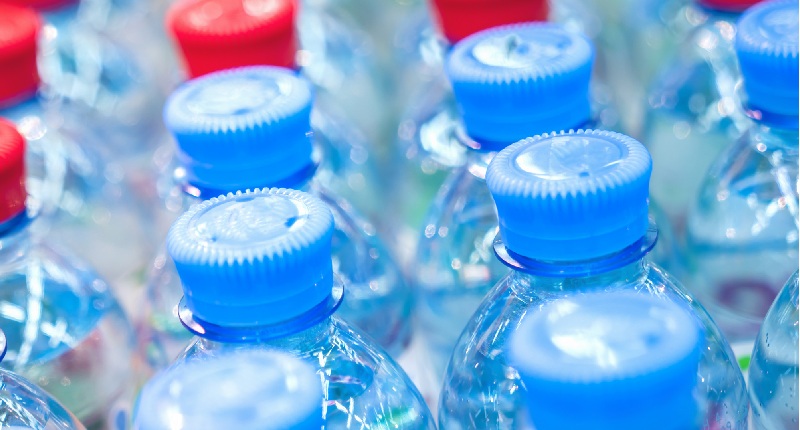 bottiglie plastica tappi obbligo