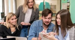 intelligenza artificiale ruba il lavoro