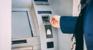 sportelli bancari calo 2025