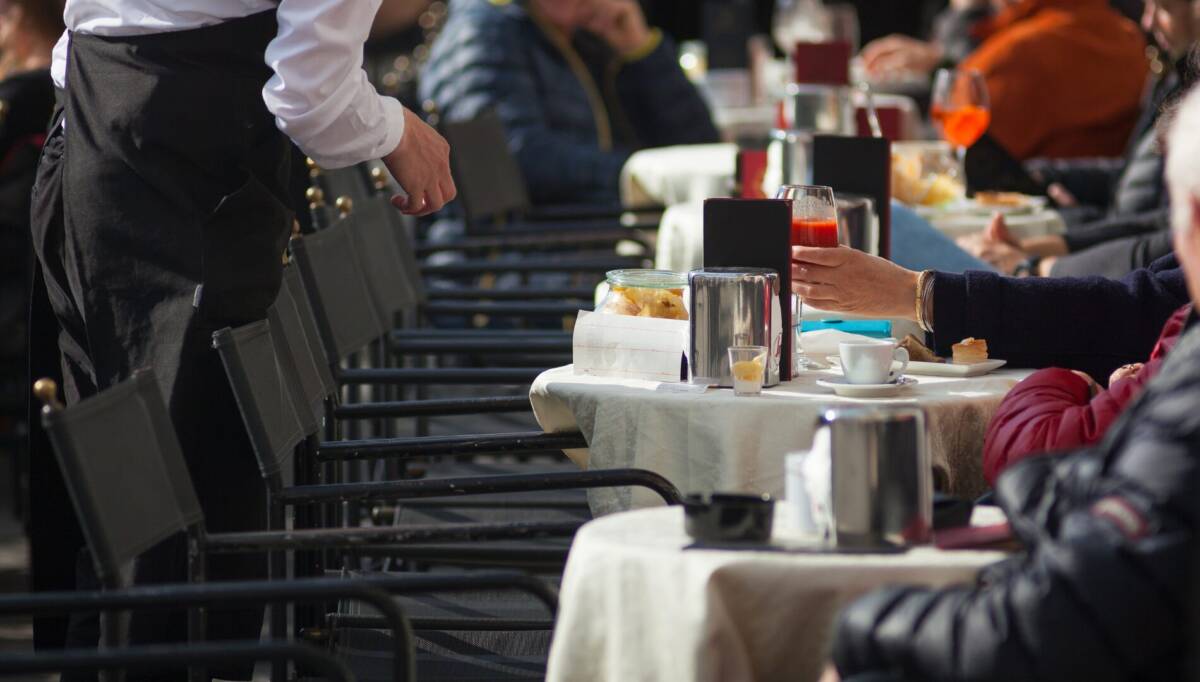 regole tavolini aperto bar ristoranti